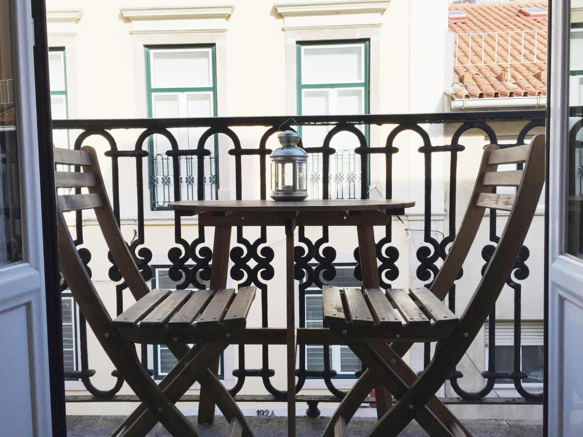 Sm2 Romantic Home By The Gardens Pr Real & Bairro Alto Lisbona Esterno foto