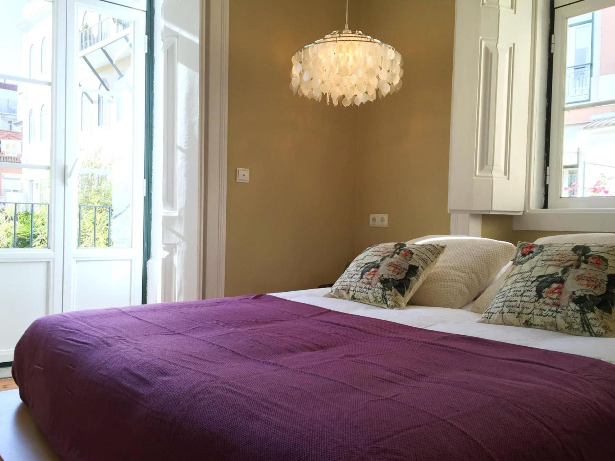 Sm2 Romantic Home By The Gardens Pr Real & Bairro Alto Lisbona Esterno foto