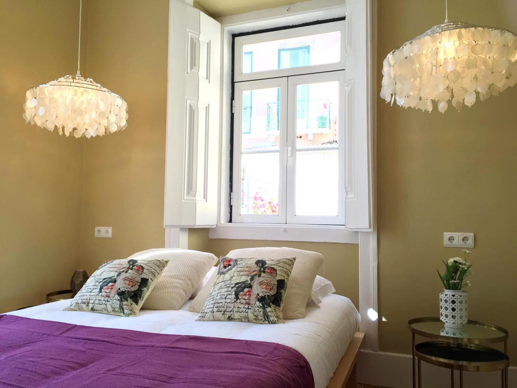 Sm2 Romantic Home By The Gardens Pr Real & Bairro Alto Lisbona Esterno foto